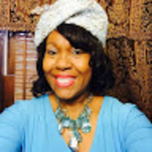 Meet your Posher, Lovie